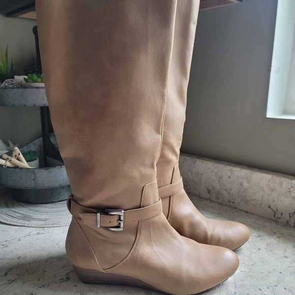 Jessica Simpson Shoes - Jessica Simpson wedge boots